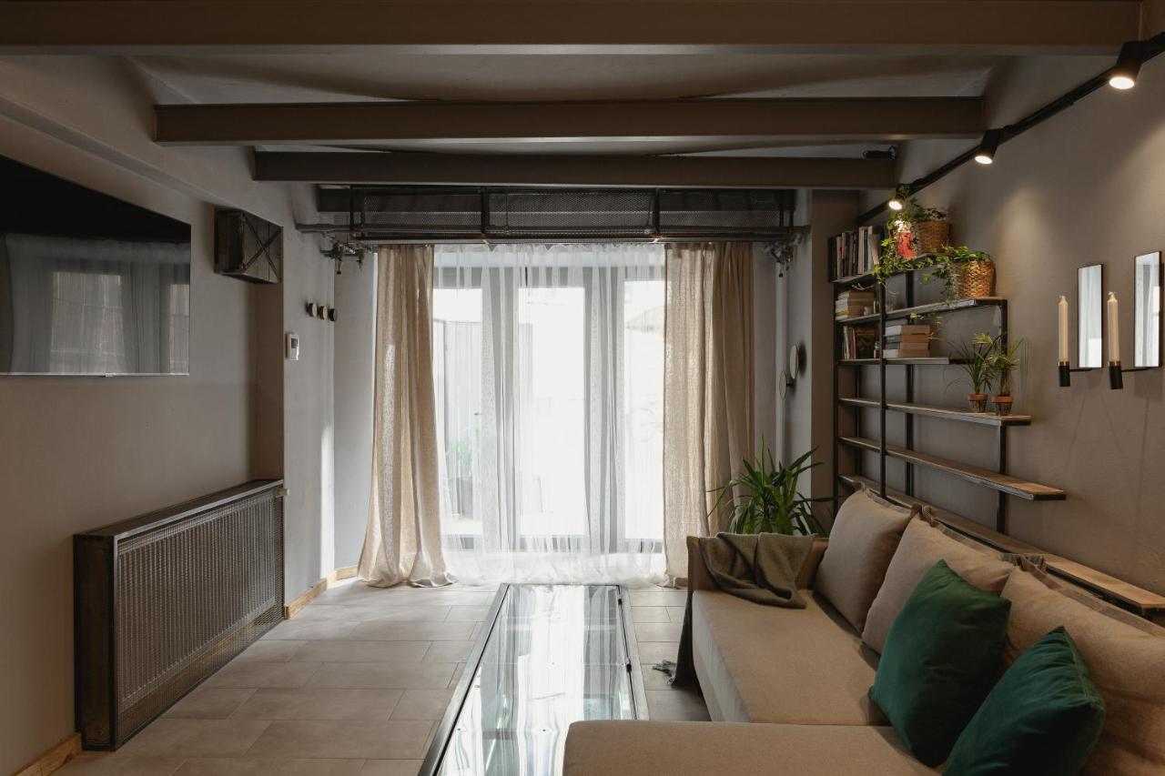 City Garage Apartment - Lwowska 9 Warschau Buitenkant foto
